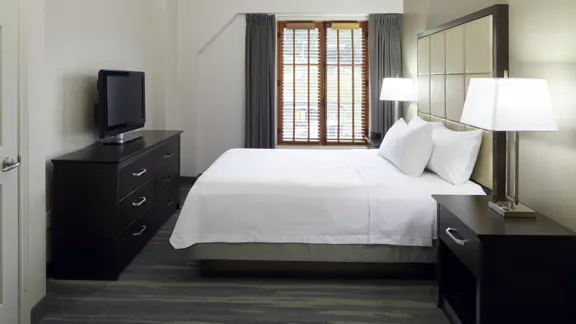 One bedroom apartment + loft