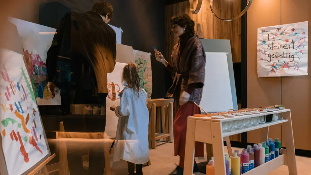 Hotel Steiner Obertauern Painting Room [8]