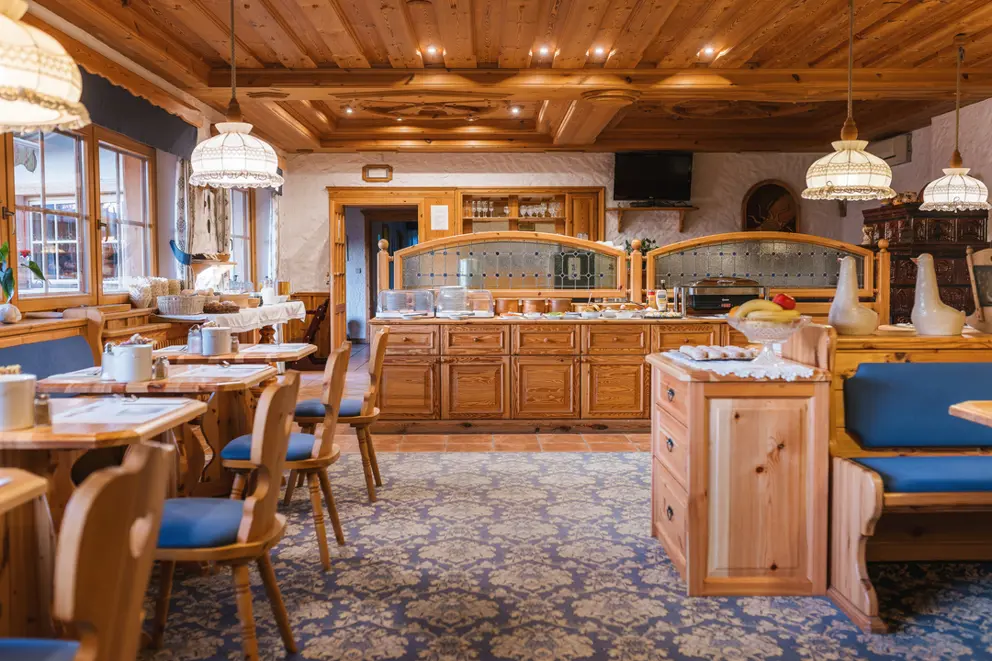 Garni Hotel Berc Bled restaurant [5]