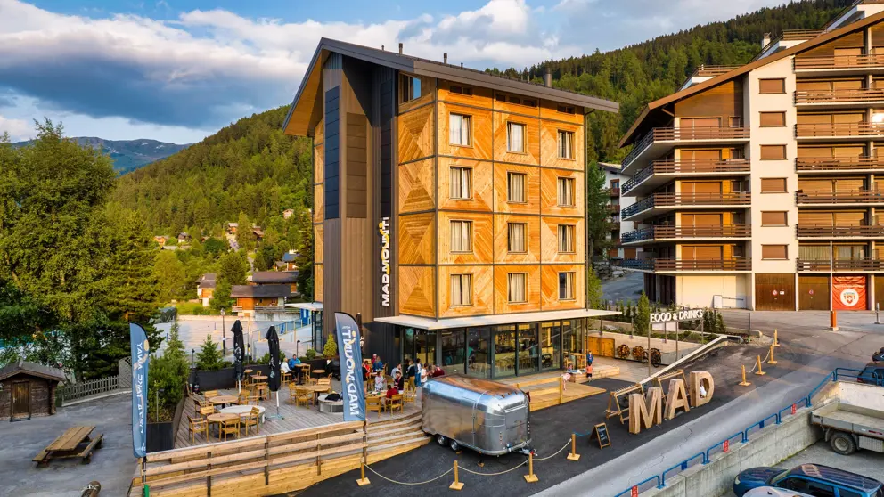 MAD Mount Hotel Nendaz Exterior [1]