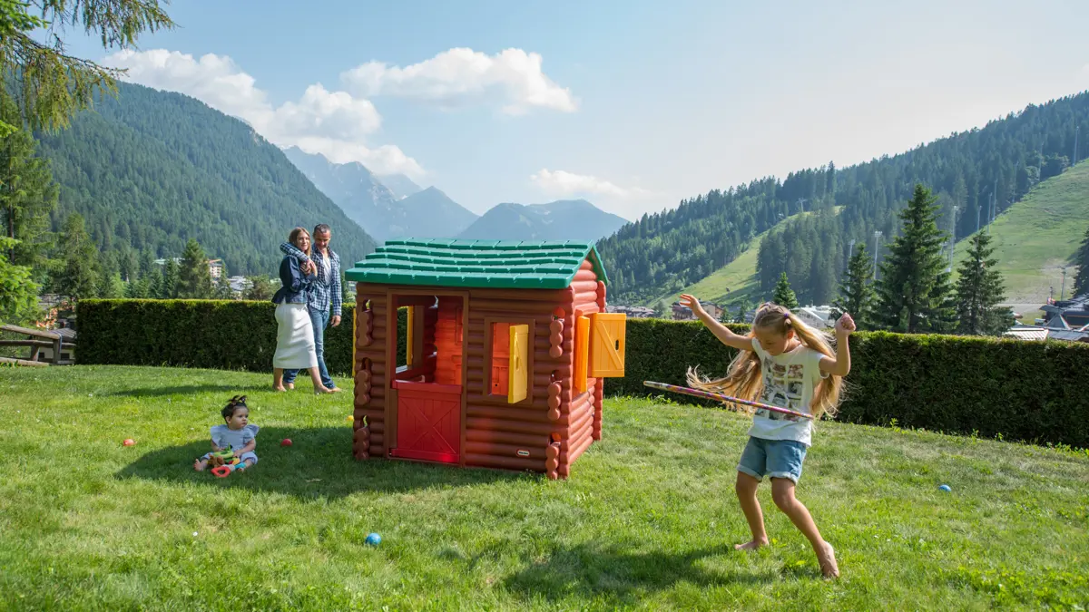 Hotel Cristal Palace Madonna Di Campiglio Communal Spaces (28)