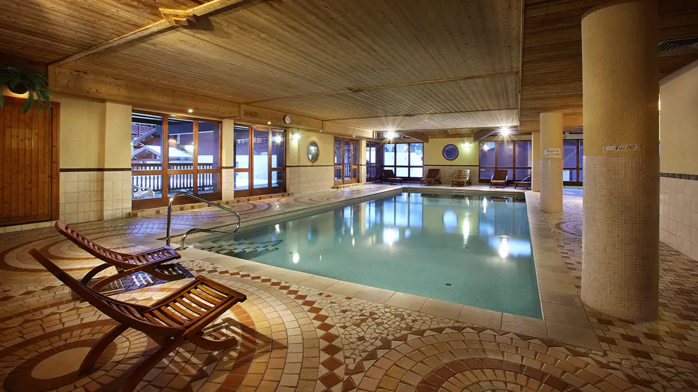 Residence Les Arolles Les Arcs Swimming Pool [5]