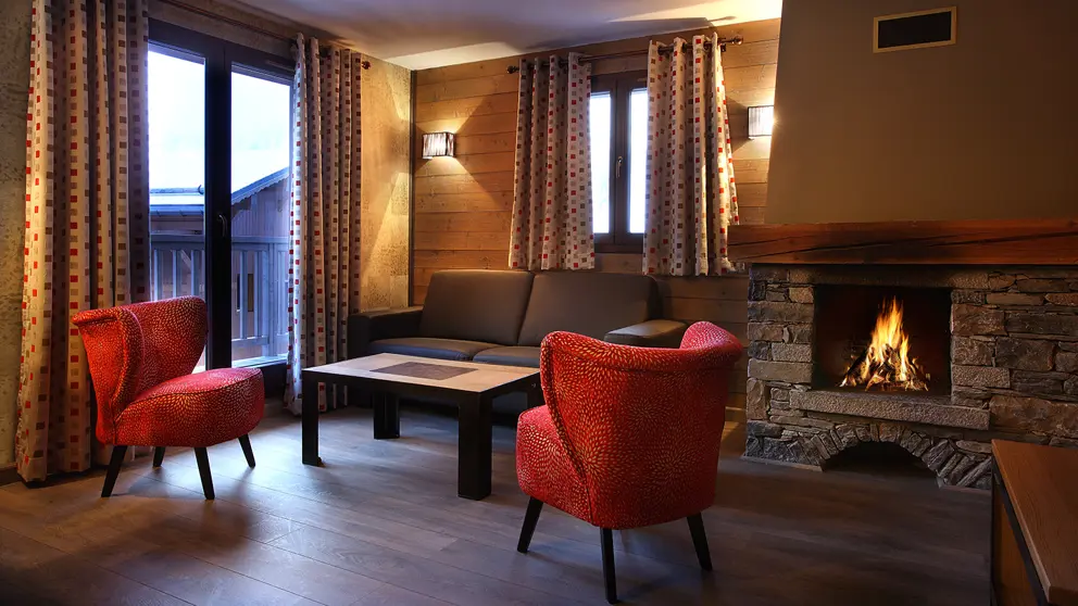 Residence Les Arolles Les Arcs Typical Apartment Lounge With Fireplace [2]