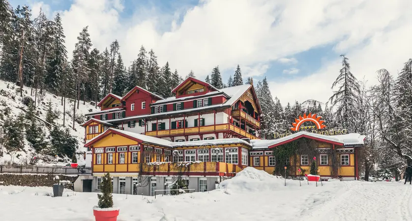 Parkhotel Sole Paradiso Drei Zinnen Dolomites Italy Exterior C Hannes Niederkofler