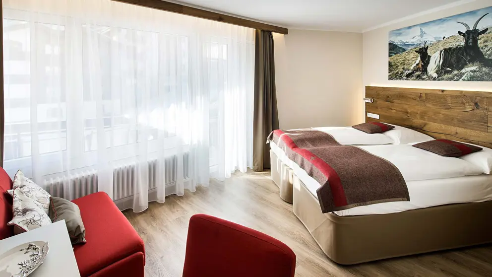 Hotel Butterfly Zermatt Balcony Room [1]