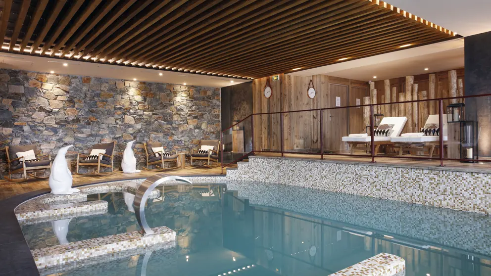 Grandes Rousses Hotel And Spa Alpe D'huez Spa Pool [1]