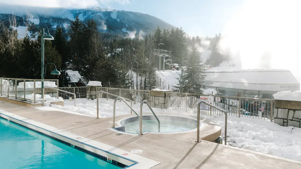 Pan Pacific Mountainside Hotel Whistler Canada Outdoor Swimming Pool (5) [3]