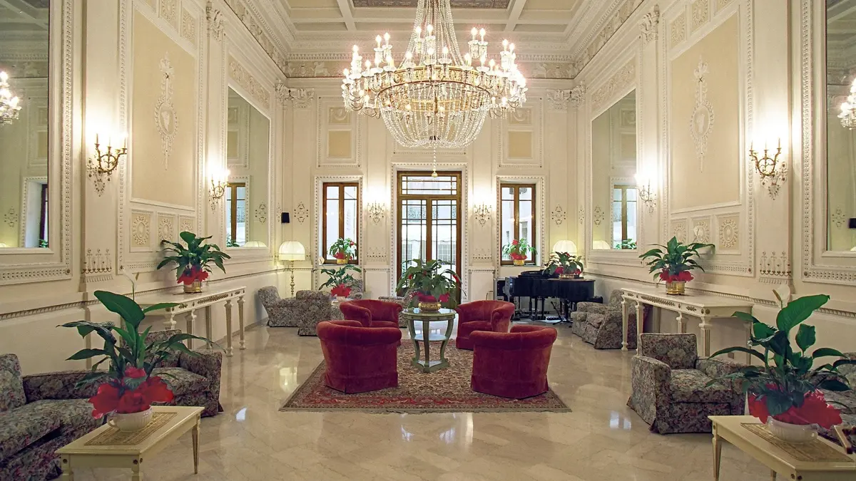 Grand Hotel Plaza Montecatini Grand Hallway