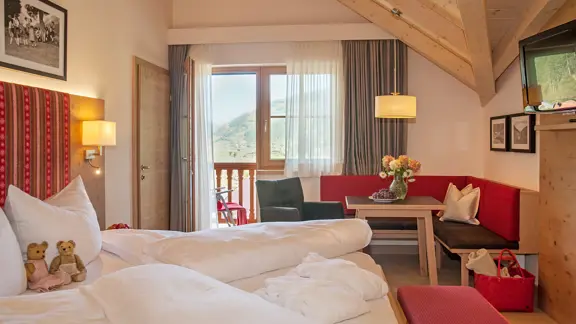 Wiesenblick family room