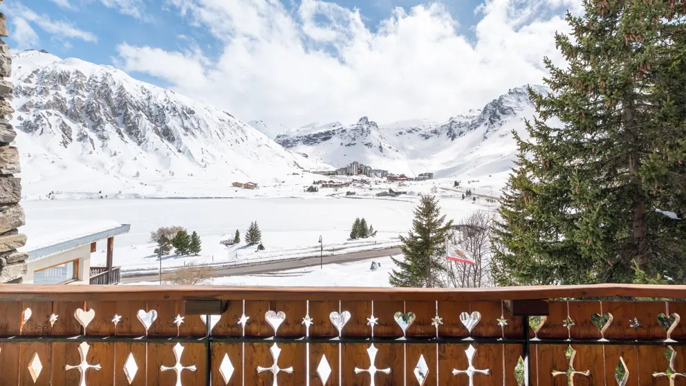 Chalet Les Arolles Tignes Terrace [3]
