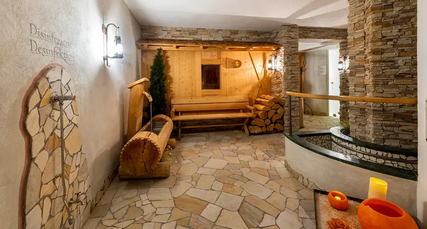 Hotel Miravalle Selva Dolomites Italy 8 [2]
