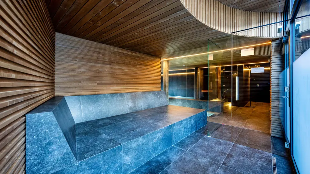 MAD Mount Hotel Nendaz Spa [5]