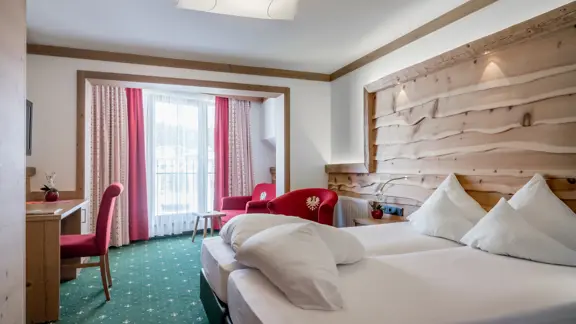 Deluxe Austrian twin room