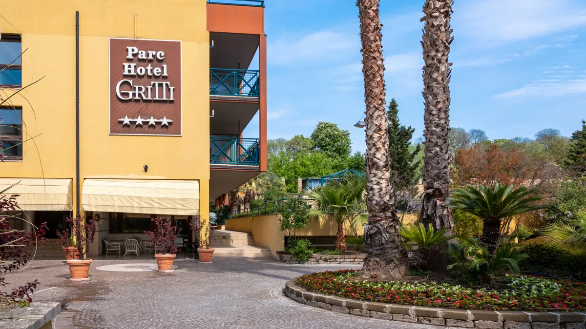 Park Hotel Gritti Bardolino Lake Garda Entrance