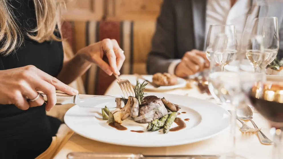 Hotel Schonruh Seefeld Dining 2 [2]