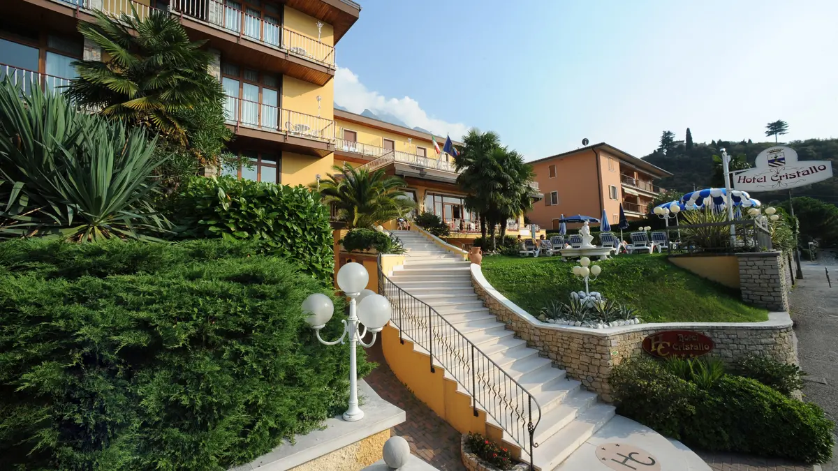 Hotel Cristallo Malcesine Hotel Exterior 2