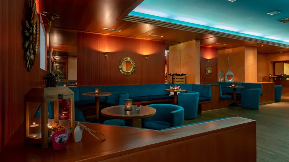 Hotel Victoria Lauberhorn Wengen Bar [3]