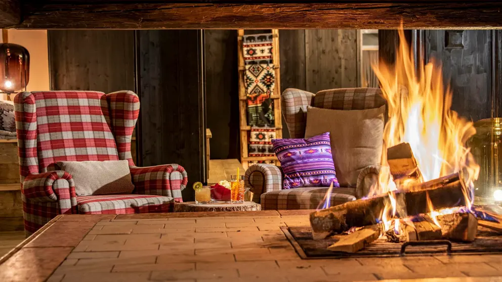 Inghams Italy Dolomites Arabba Hotel Grifone Fireplace [2]