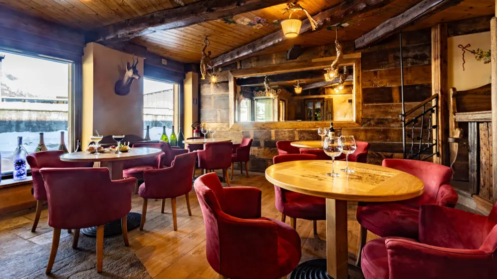 Grand Hotel Sestriere Bar Lounge [7]