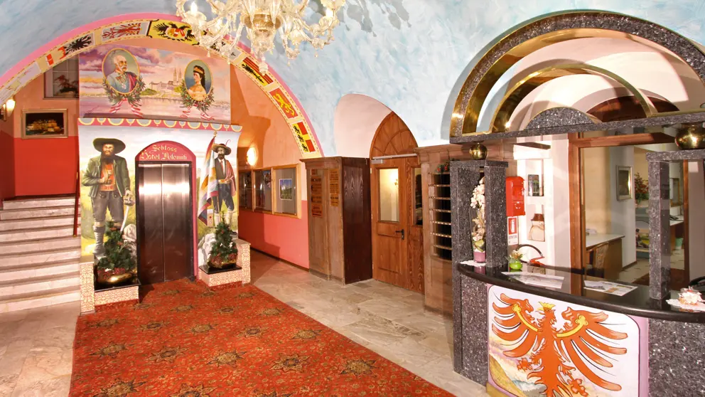 Hotel Dolomiti, Canazei, Reception [3]