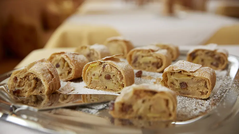 Hotel Erzberg Zurs Arlberg Austria Afternoon Snacks [8]