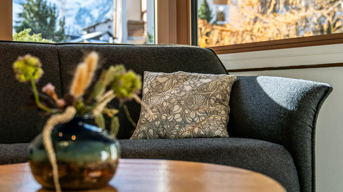 Hotel Allalin Saas Fee Lounge Copyright Puzzlemedia.Ch