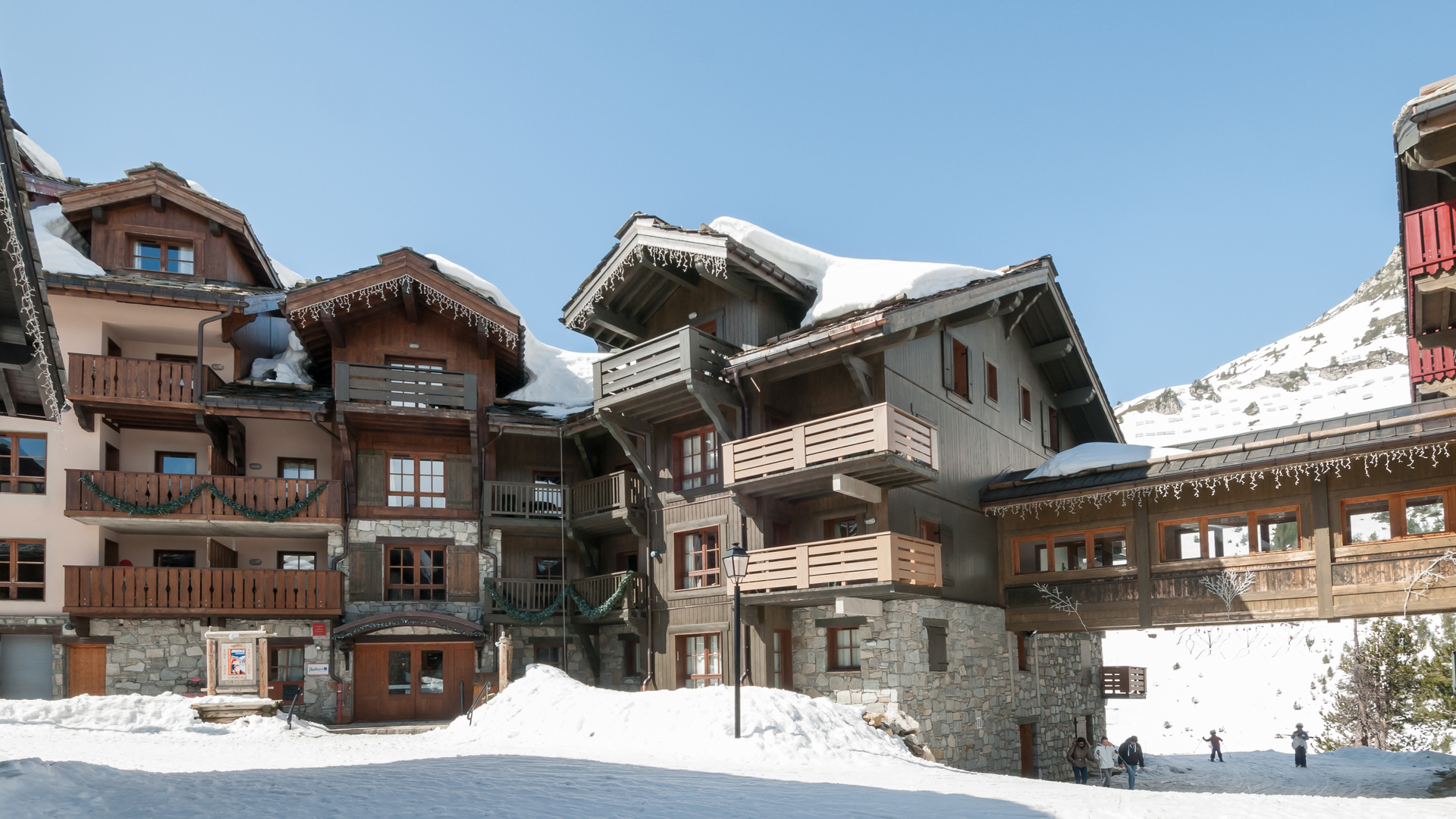 Residence Britania La Tania Exterior
