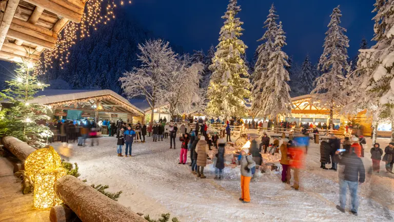 Mayrhofen Ski Resort Austria Christmas Advent Market TVB Mayrhofen 4
